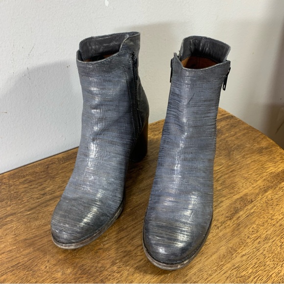 Frye leather boots - Picture 2 of 10